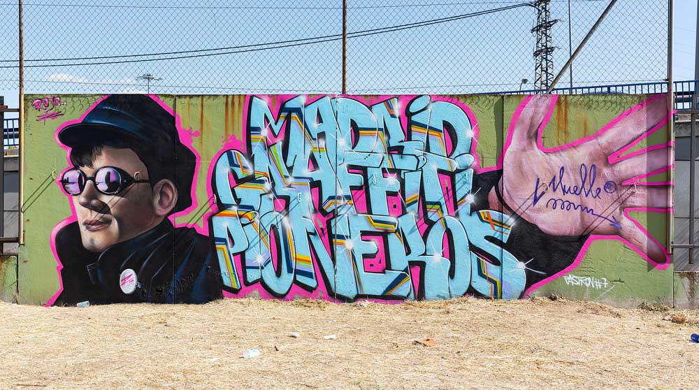 Homenaje a Muelle por Madrid Graffiti Pioneros